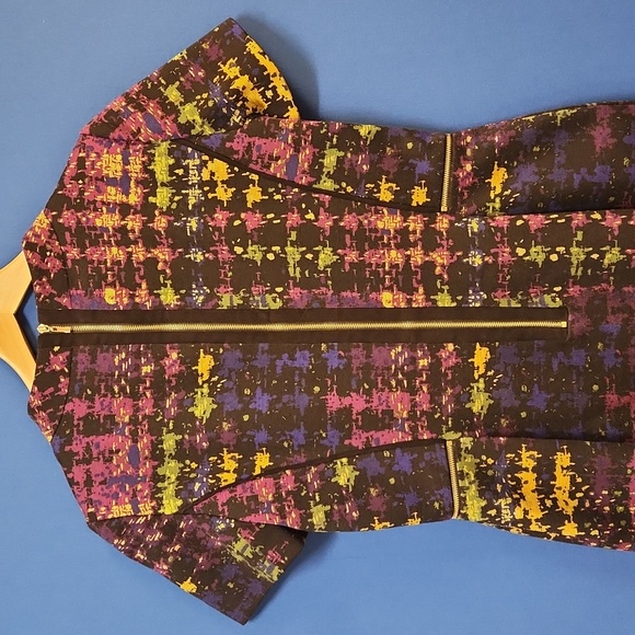 Tahari by Arthur S Levine - Picture 6 of 8